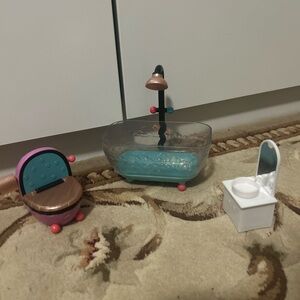 L.O.L. Surprise! Dollhouse Bathroom Set
